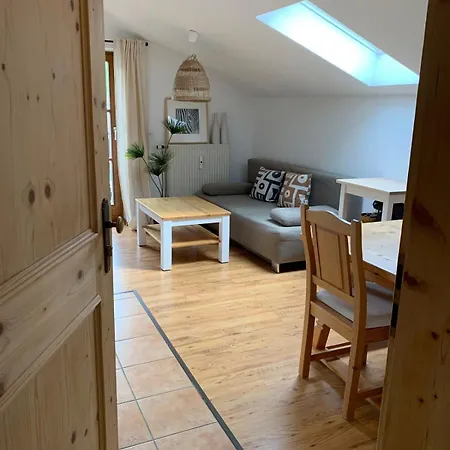 Gruenstein Apartmán *
